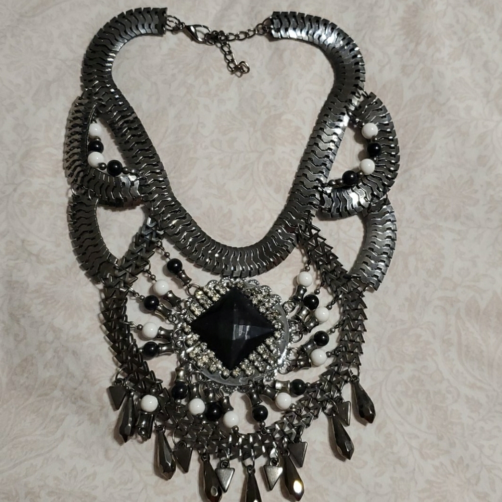 Pearl & Onyx Necklace